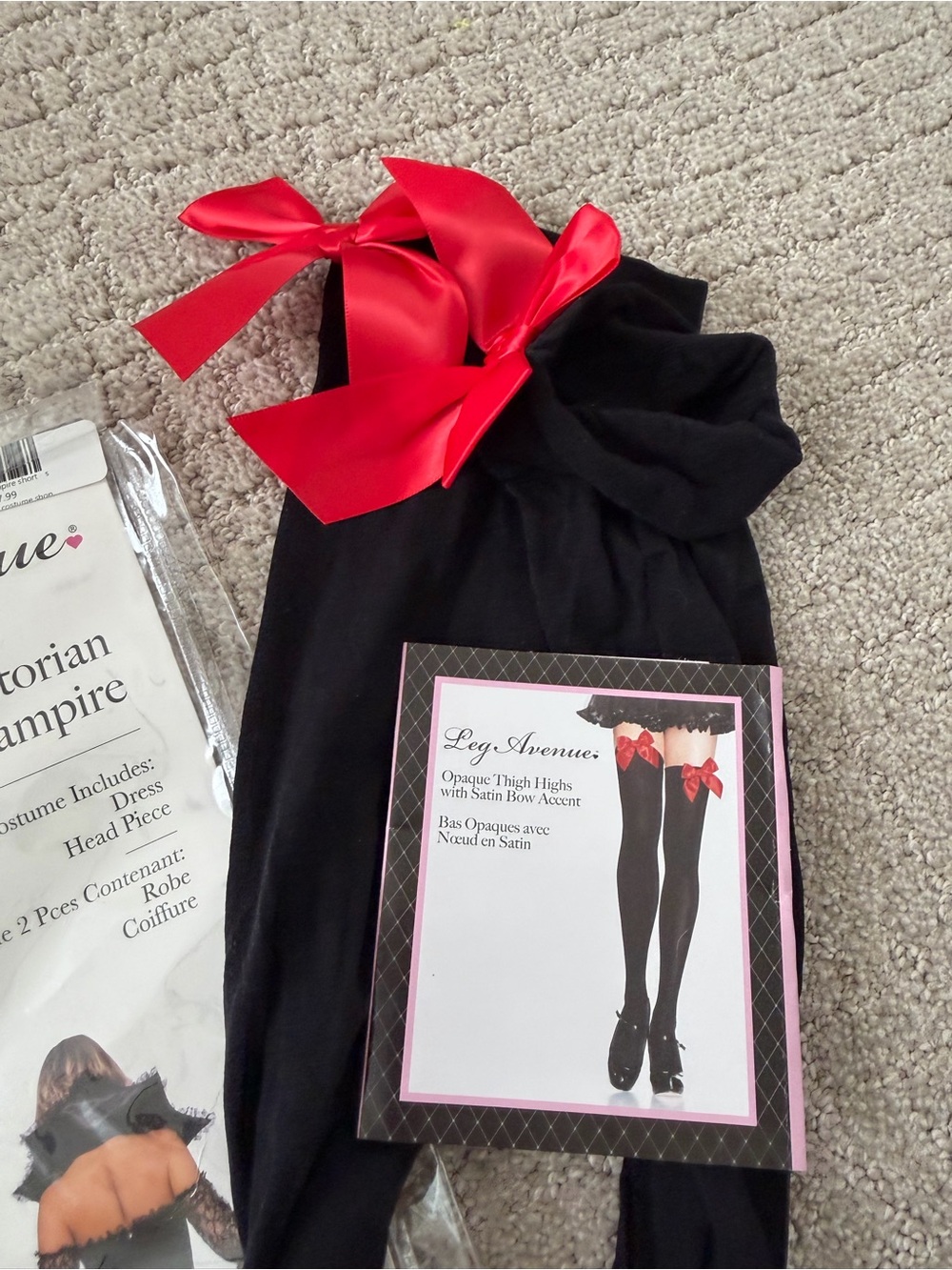 Leg Avenue Victorian Vampire Costume - Black & Burgundy Lace Dress - Picture 2 of 6